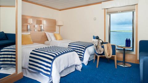 Luxury La Pinta Cruise Galápagos Islands Ecuador